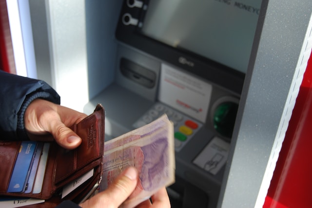 イラク国内に設置された新ATMの作動確認（テスト）実施！？