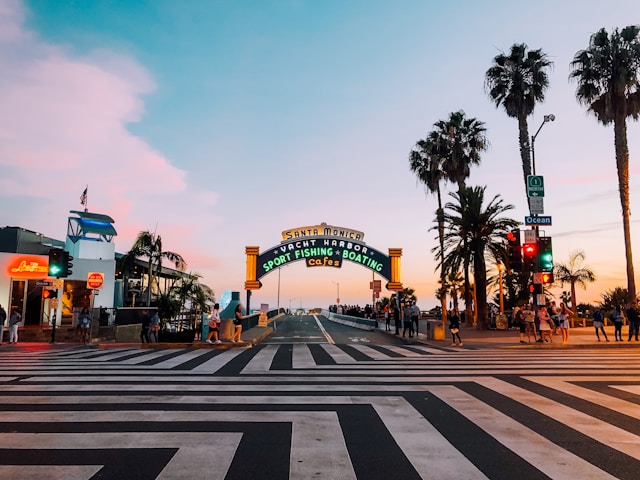 カリフォルニア州(ロスアンゼルス)の暴動の背景!?