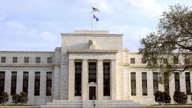 O Fed começa a cortar as taxas de juros para promover a política monetária sob o governo Trump