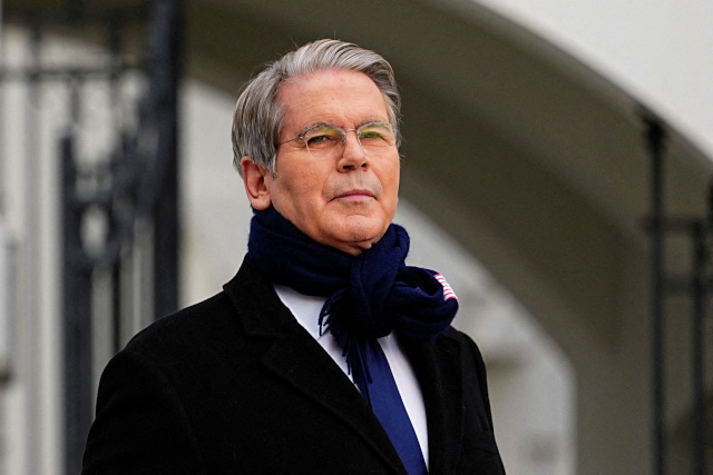 O secretário do Tesouro, Bessent, destaca os maiores reembolsos de impostos de sempre – benefícios para as famílias trabalhadoras.