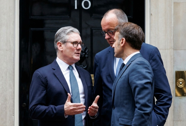 「米軍の立場を支持する」声明を発表